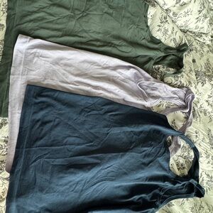 Set of 3 Lululemon Swiftly Tank